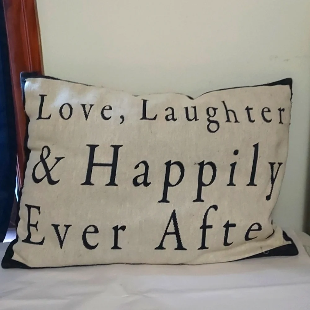 Pillow - Picture 1 of 2